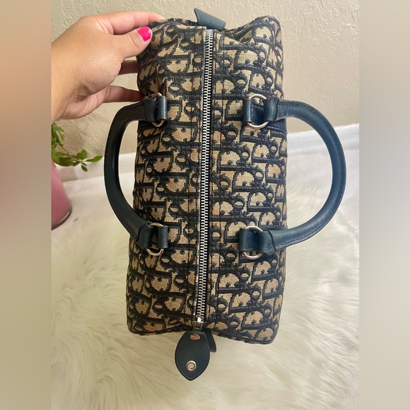 CHRISTIAN DIOR Monsieur Boston Navy & Beige Monogram Coated Canvas Handbag - Picture 13 of 17